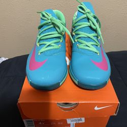 KD 6 Hero Collection