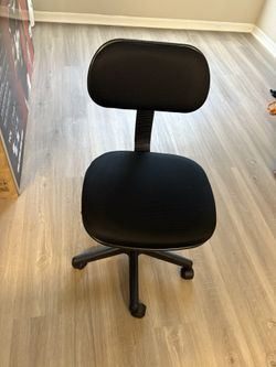 Black Desk Chair