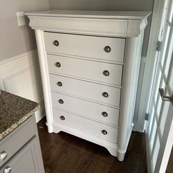 Solid wood  Chest Dresser