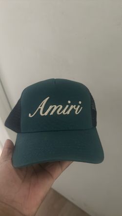 Amiri hat
