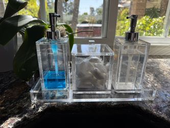 4-piece clear acrylic kitchen bathroom set