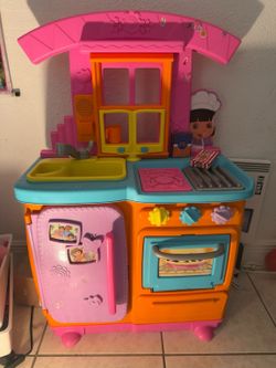 Dora kitchen toy
