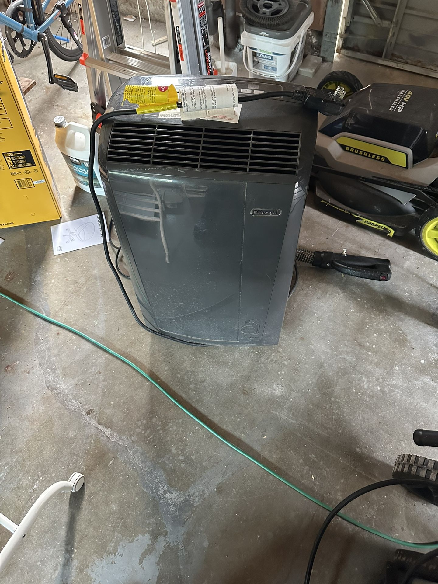 Portable AC