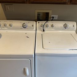 GE Washer / Dryer Set