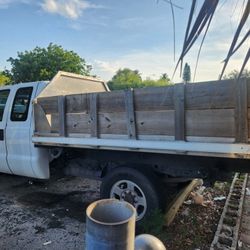 2006 Ford E-350 DIESEL 