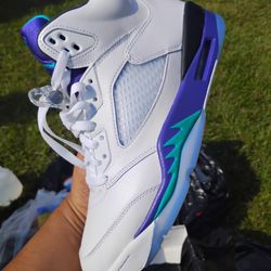AJ 5 SIZE 9 