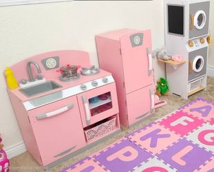 Pink Kitchen Set toy