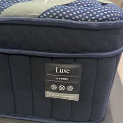 🛏️ DreamCloud LUXE HYBRID (QUEEN) Mattress - SALE ~80% Off