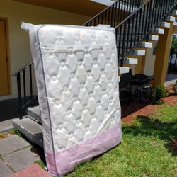 NEW FULL PLUSH MATTRESS AND BOX SPRING -- Also Available In All Sizes.