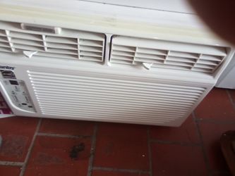 Danby Window Air Conditioner Unit