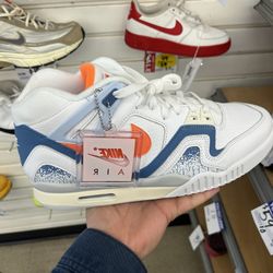 Nike Air Tech Challenge 2