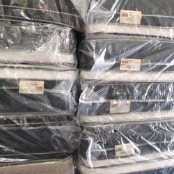 💤🛏️Mattress all sizes🛏️💤
🔵Pillow top🛏️
🟢Queen sizes $190
🟡Full sizes $ 170
🟠Twin sizes $120
🟣cal King $ 310
🟤E K $ 320
🚚Delivery availabl