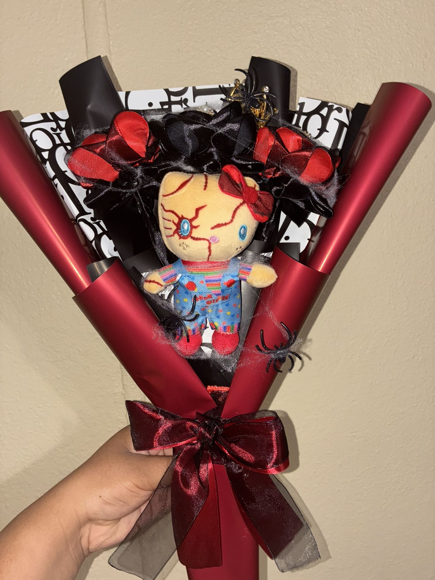 Hello Kitty Halloween Bouquet / Eternal Roses / Rosas Eternas / Spooky Bouquet