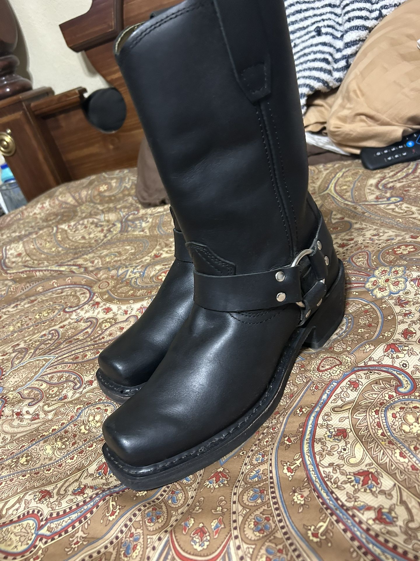 Black Boots