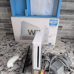 Nintendo Wii Bundle 