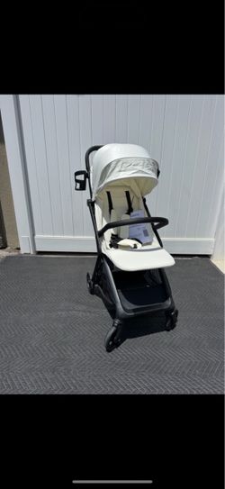 Stroller/ Icon Compact Travel Stroller/ Travel/ Airplane/ Kids/ New