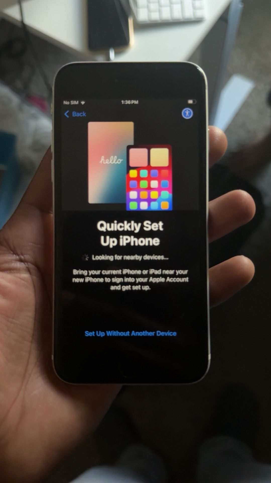 iPhone SE 2nd Gen (64GB), iCloud locked, good for parts