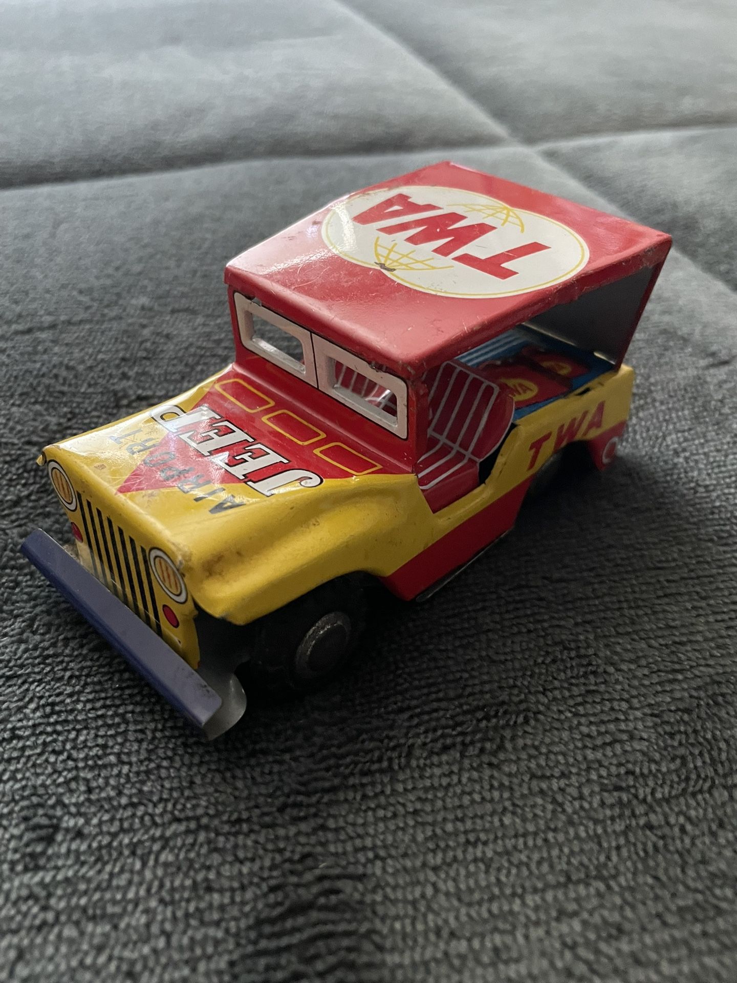 Vintage Tin Toy TWA Airport Jeep 4 Inches Long 2 Inches Wide Made In Japan Porch Pickup