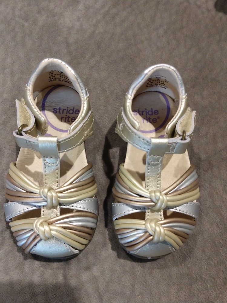 Stride Rite baby shoes gold/silver