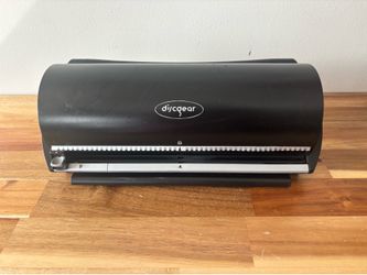DiscGear Selector 100 DVD / CD / Videogame Disc Storage Case