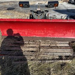 7’ 6”Western- Straight Blade Plow 
