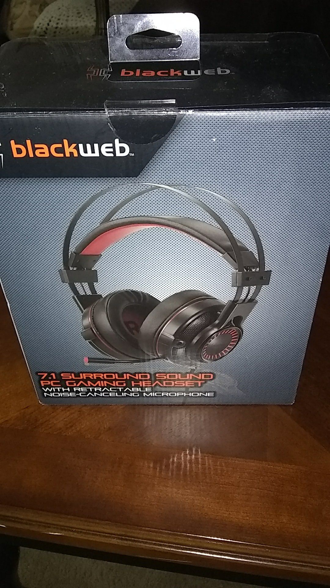 Eik nog een keer Schrijfmachine Blackweb 7.1 surround sound PC gaming set with noise canceling and  microphone for Sale in Chino, CA - OfferUp