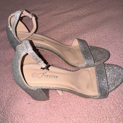 silver heels 7 and a half