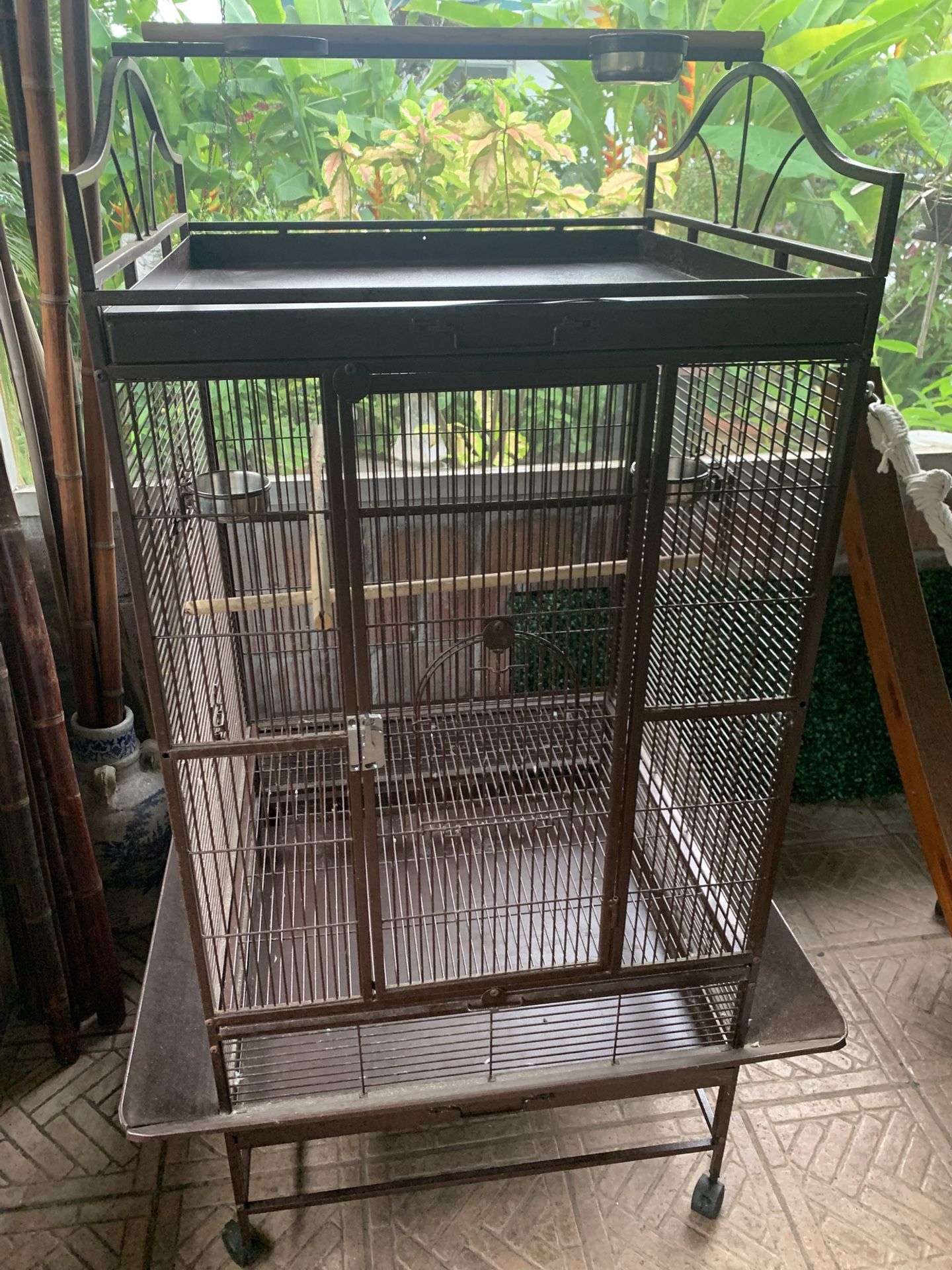 BIG BIRD CAGE , Jaula Grande Para Pàsaro.