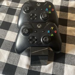 Xbox One Controllers