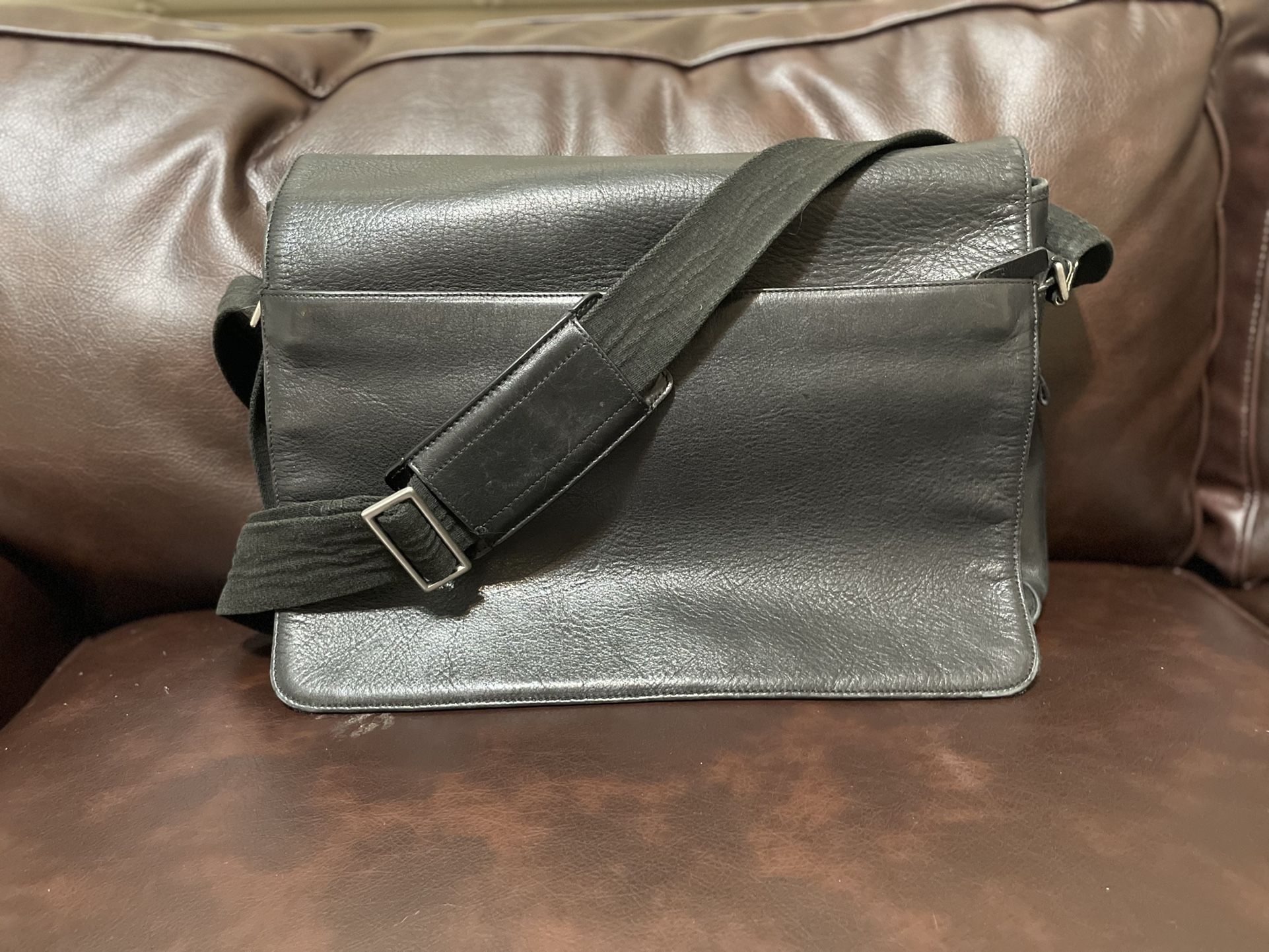 Banana Republic Large Laptop Messenger Bag