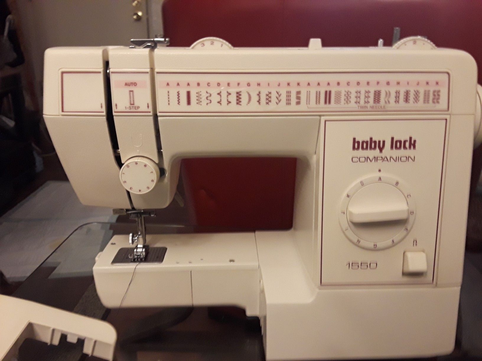 Babylock companion BL 1550 like new
