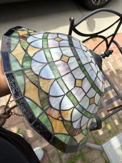 Tiffany Style 3 Light Glass Chandelier