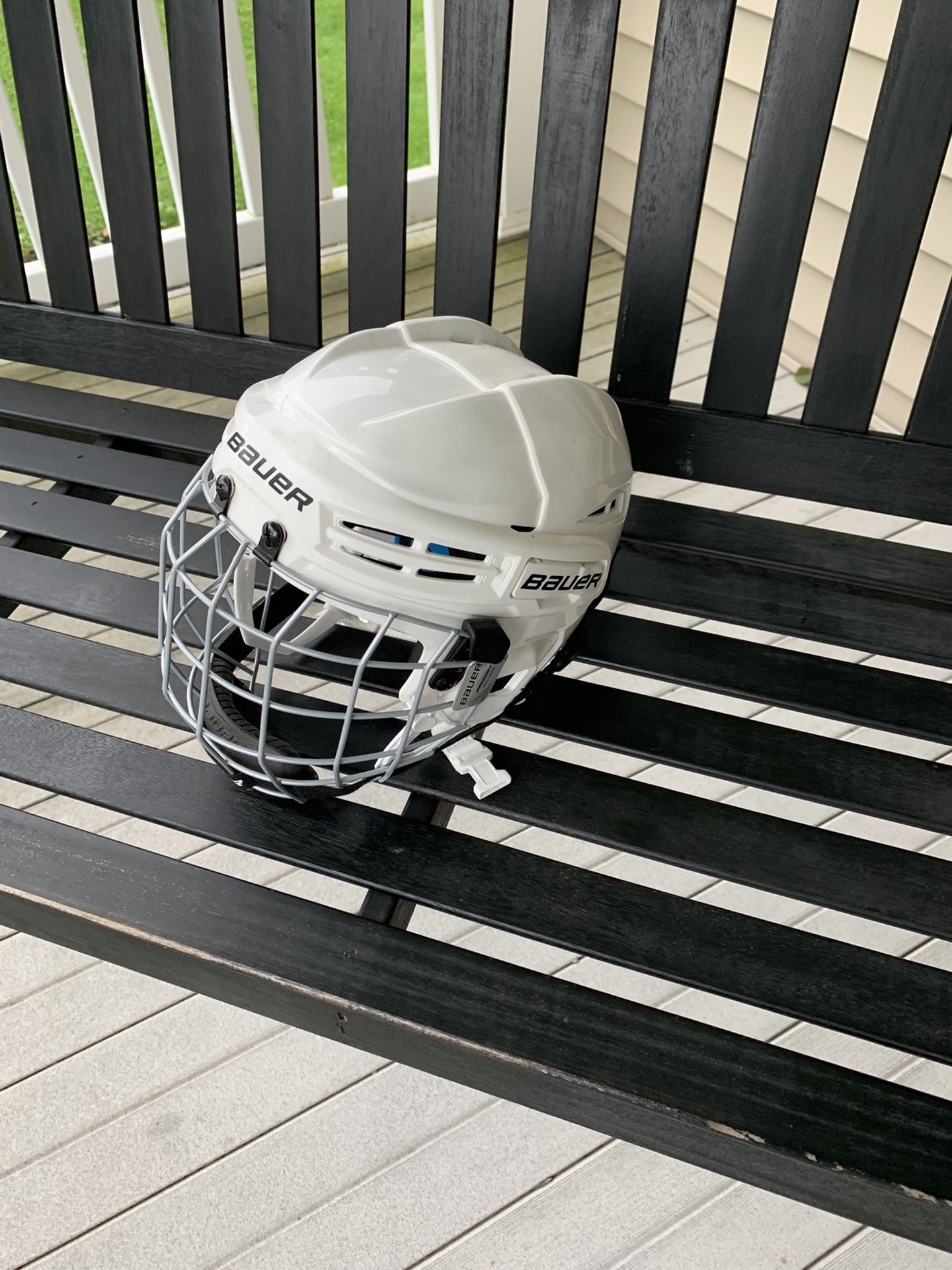 Bauer Hockey Helmet Youth