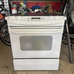Stoven White 