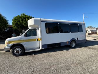 2008 Ford E-450