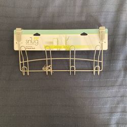 Fit Snug Over The Door 4 Hook Rack
