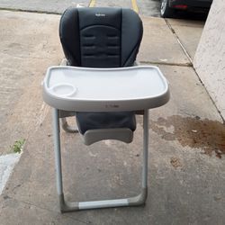 Reclinable/Adjustable High-Chair