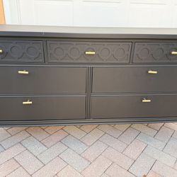 Bassett Furniture Black Dresser Sideboard