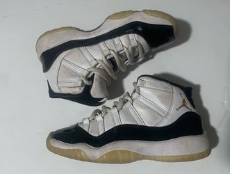 Nike Air Jordan 11 Retro GS Gratitude DMP Gold Size 6Y 378038-170 beaters shoes are dirty and scuffed and missing insoles good restoration project    