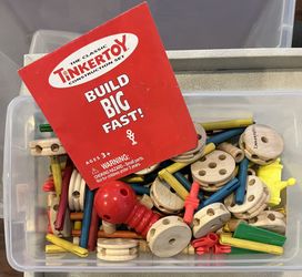 SALE  50% OFF WAS $10  NOW $5    Tinker Toys Set