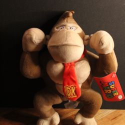 Licensed Super Mario 10" Donkey Kong plush by Good Stuff with tags