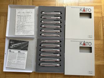 Kato Ice-4 Train 12 Car Set