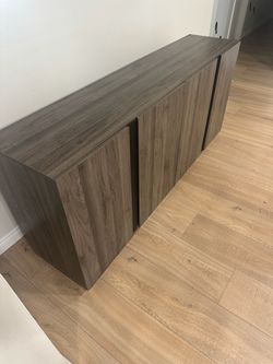 70x 31 cabinet
