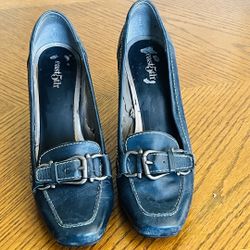 Navy Blue Leather Heeled Loafers