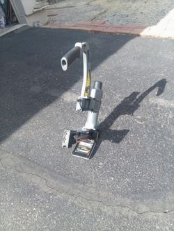 Hard wood flooring nailer