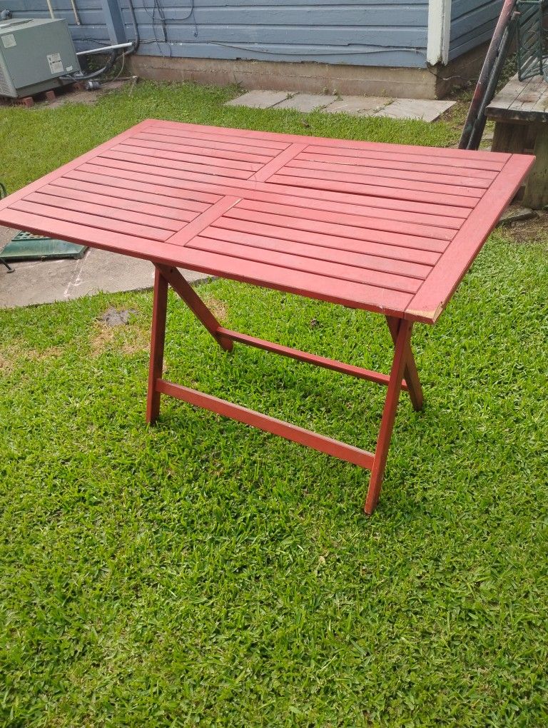 Folding Table