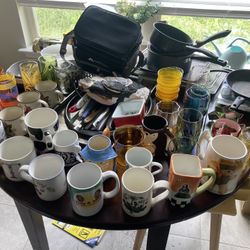 Selling all kitchen stuff for 1 price 