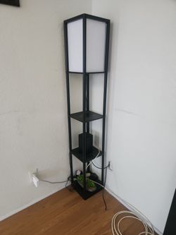 Lampara En Buenas Condiciones 15$