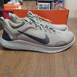 Nike flex experience RN 12