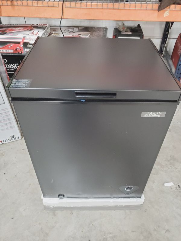 Arctic King ARC050S0ARBB 5 cu ft Chest Freezer, Black for Sale in